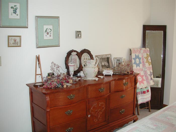 Guest room 1.jpg 52.8K